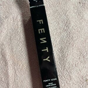 Fenty Beauty Velvet Liquid Lipstick - Black